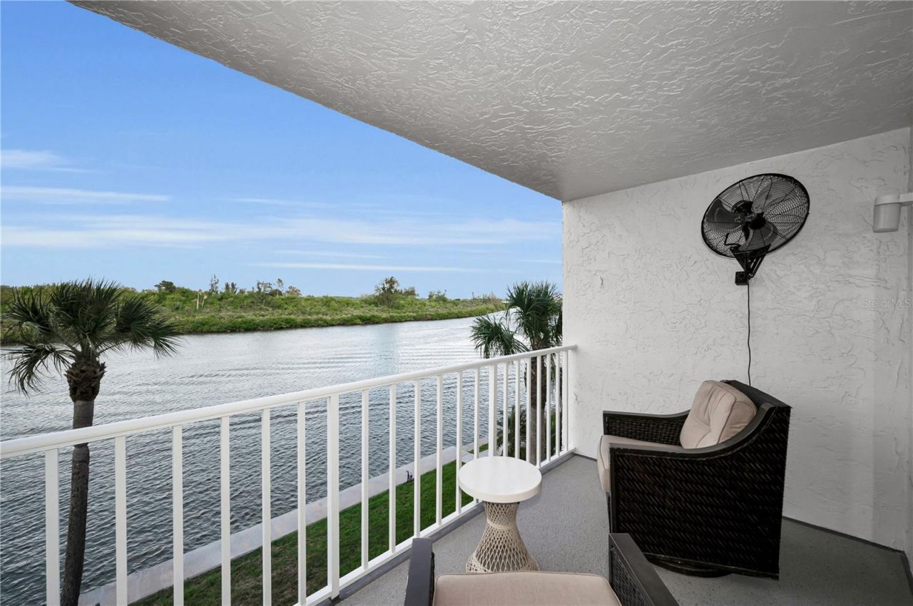 18325 Gulf Boulevard, Unit 308, Redington Shores, FL 33708 Photo