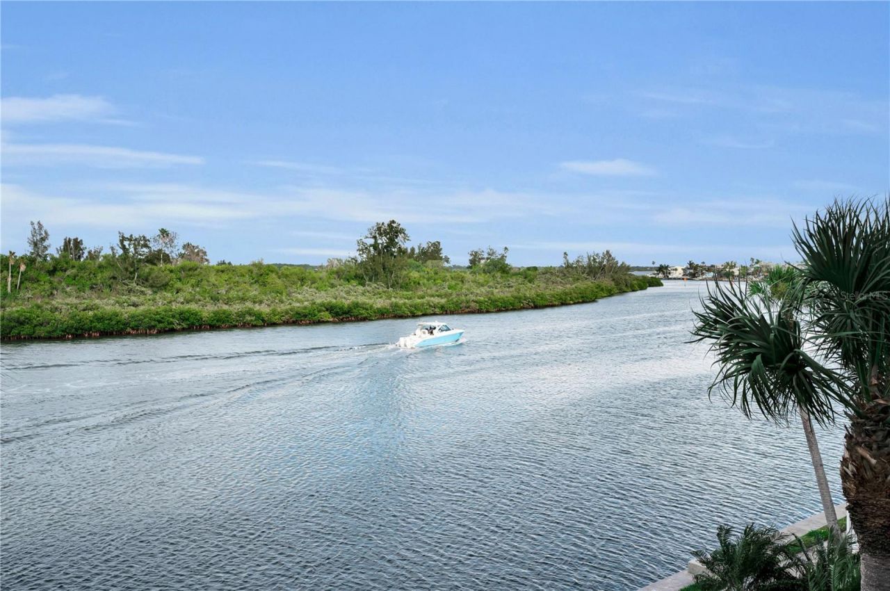 18325 Gulf Boulevard, Unit 308, Redington Shores, FL 33708 Photo