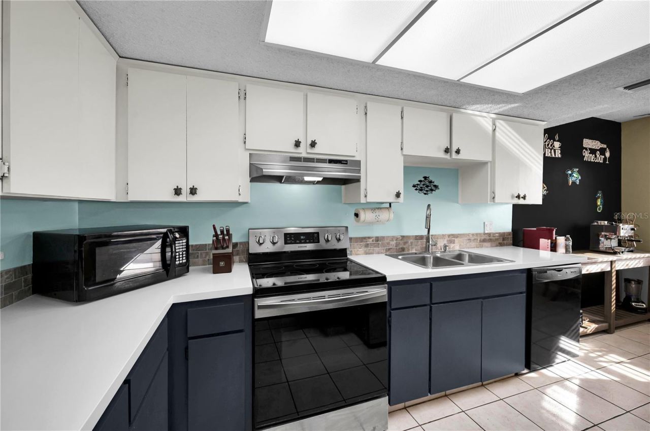 18325 Gulf Boulevard, Unit 308, Redington Shores, FL 33708 Photo