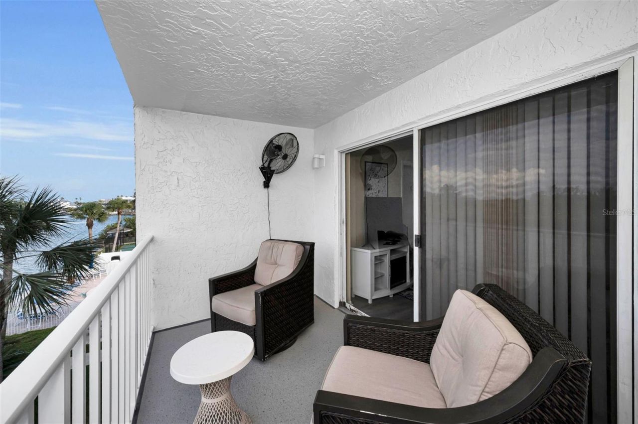 18325 Gulf Boulevard, Unit 308, Redington Shores, FL 33708 Photo