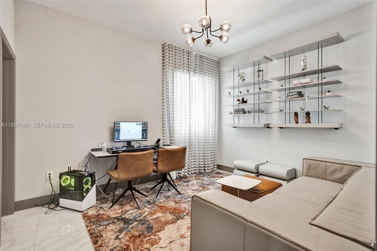 18985 Atlantic Blvd , Sunny Isles Beach, FL 33160 Photo