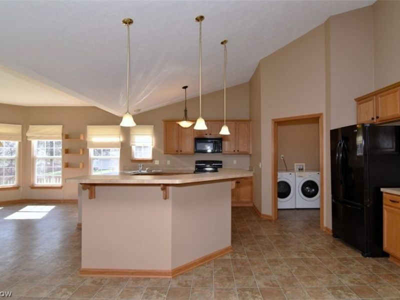 8337 Burlington Drive, North Ridgeville, OH 44039 Photo 12