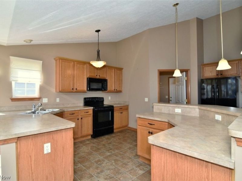 8337 Burlington Drive, North Ridgeville, OH 44039 Photo 13