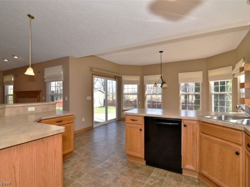 8337 Burlington Drive, North Ridgeville, OH 44039 Photo 17