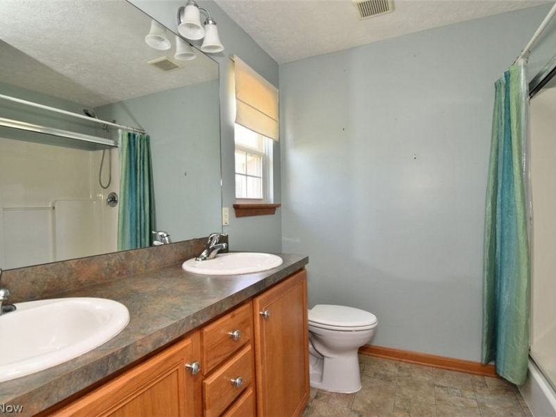 8337 Burlington Drive, North Ridgeville, OH 44039 Photo 28