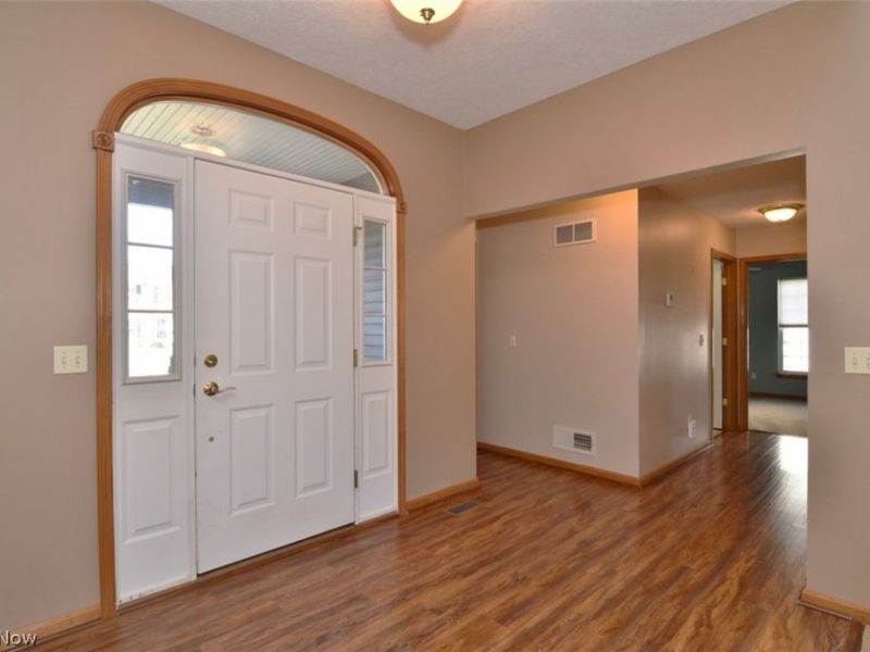 8337 Burlington Drive, North Ridgeville, OH 44039 Photo 5