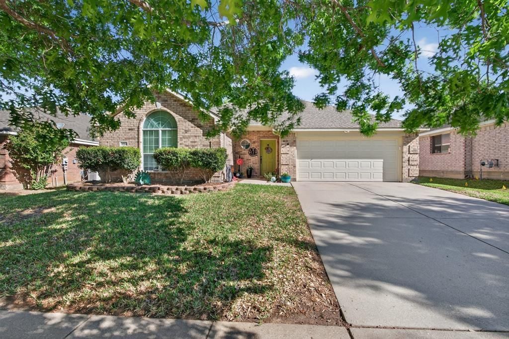 4504 Embercrest Lane, Fort Worth, TX 76123 Main Photo