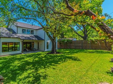 8749 Rexford Drive, Dallas, TX 75209