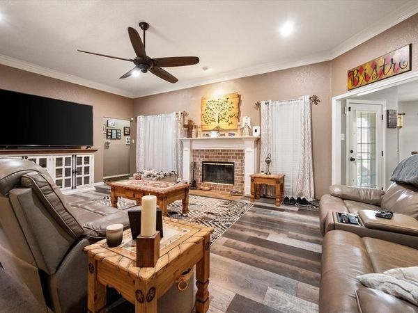 2800 Coventry Road, Crowley, TX 76036