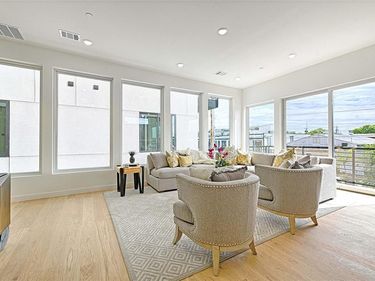 4739 Gretna Street, Unit 202, Dallas, TX 75207