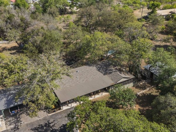 390 Galveston St, Bandera, TX 78003