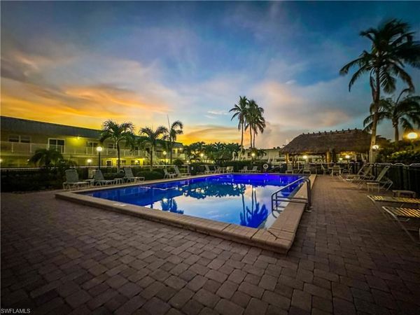 6777 Winkler RD, Unit 236, FORT MYERS, FL 33919