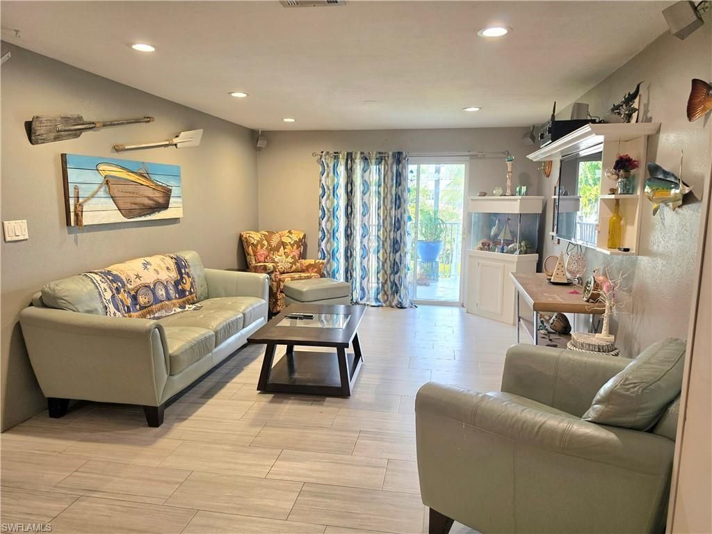 6777 Winkler Rd, Unit A 236, Fort Myers, FL 33919 Photo