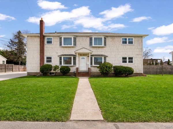 1461 10th Street, West Babylon, NY 11704