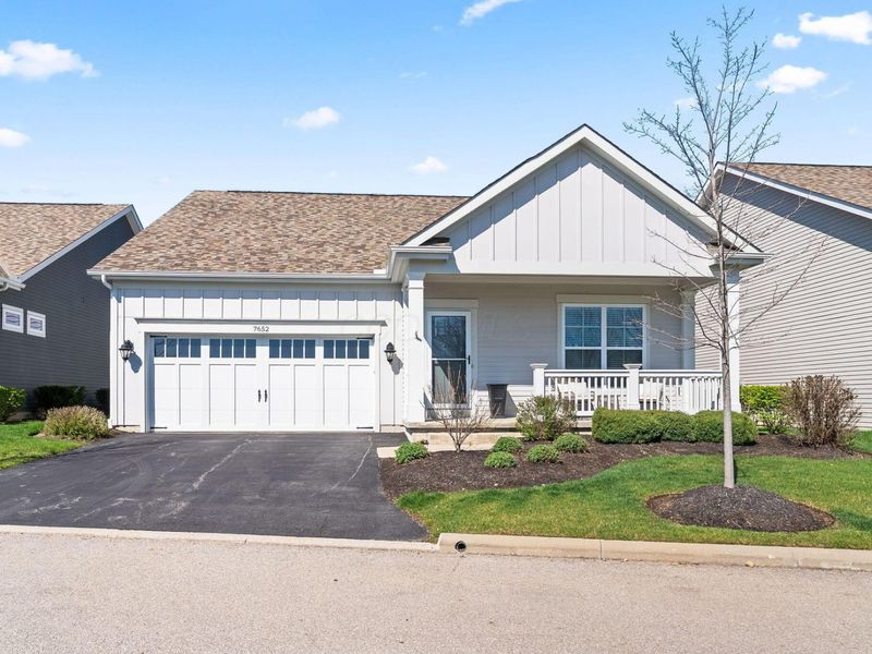 7652 Gateway Boulevard, Powell, OH 43065 Photo 1