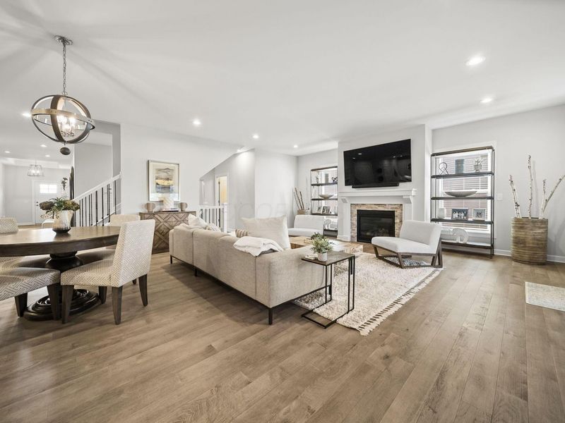 7652 Gateway Boulevard, Powell, OH 43065 Photo 14