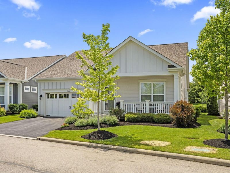 7652 Gateway Boulevard, Powell, OH 43065 Photo 2