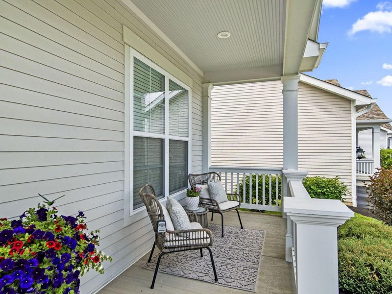 7652 Gateway Boulevard, Powell, OH 43065 Photo 3
