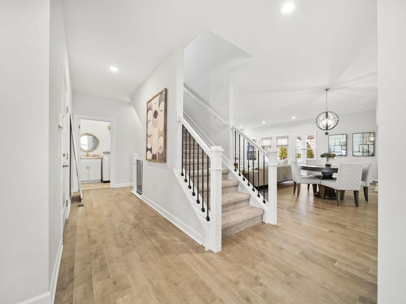 7652 Gateway Boulevard, Powell, OH 43065 Photo 32