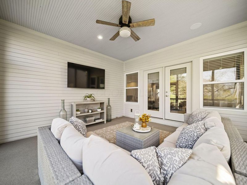 7652 Gateway Boulevard, Powell, OH 43065 Photo 48