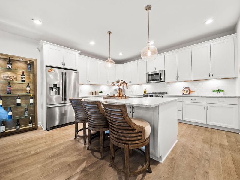 7652 Gateway Boulevard, Powell, OH 43065 Photo 7