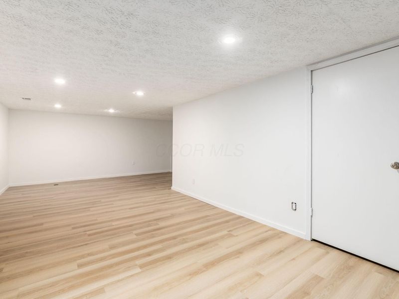 3230 Donalda Court , Columbus, OH 43231 Photo 37