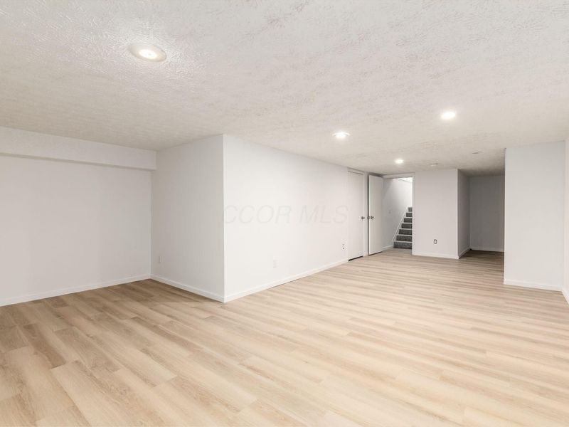 3230 Donalda Court , Columbus, OH 43231 Photo 38