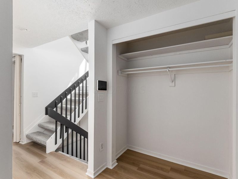 3230 Donalda Court , Columbus, OH 43231 Photo 7