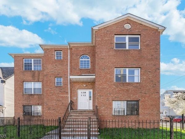 128 Leslie St, Newark, NJ 07112