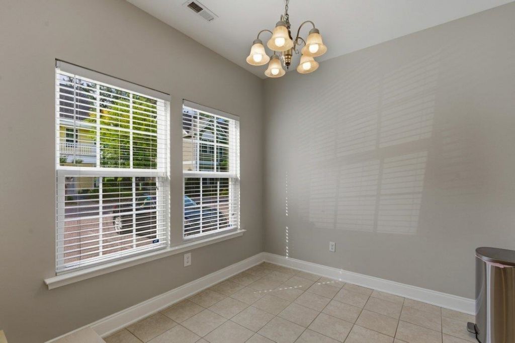 1782 Low Country Pl. Photo 5