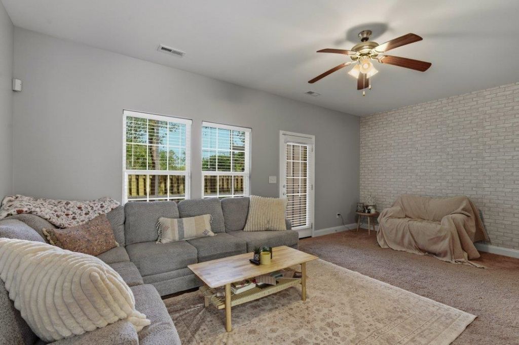 1782 Low Country Pl. Photo 5