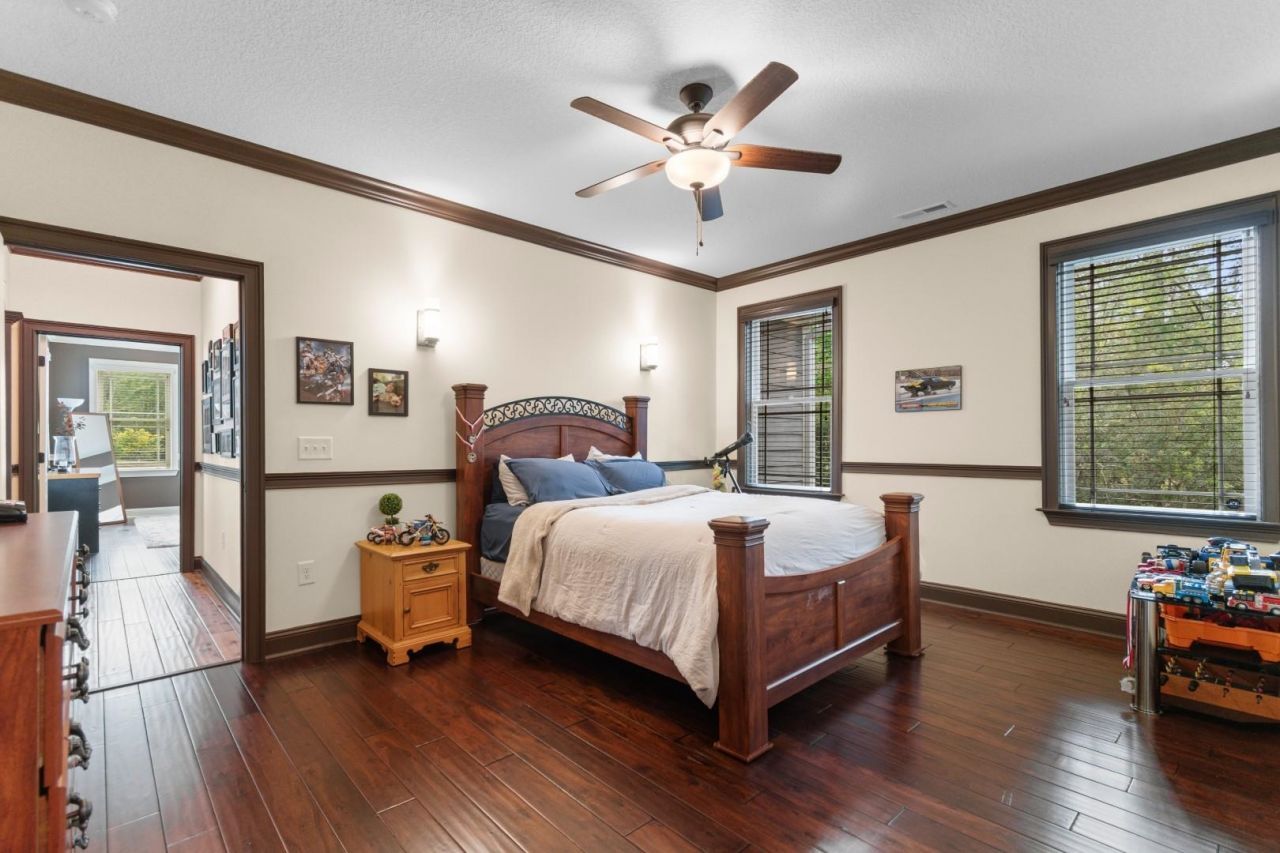 2769 Lees Landing Circle Photo 9