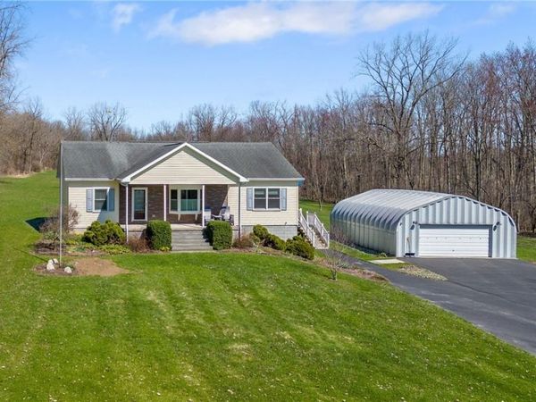 9883 Oneil Road, Port Byron, NY 13140