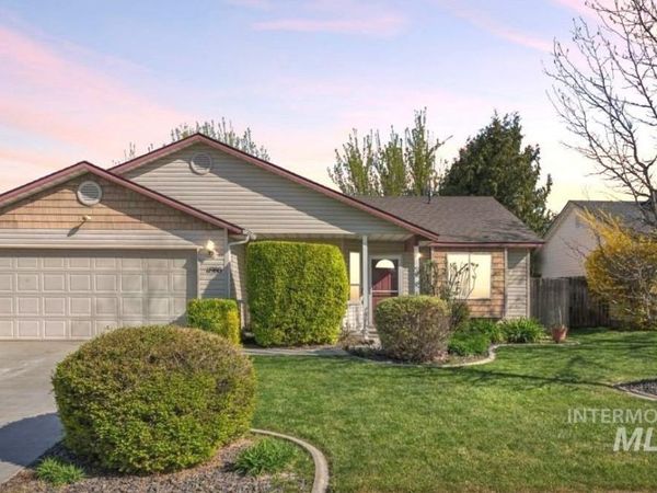 11980 Colonial Dr, Caldwell, ID 83605