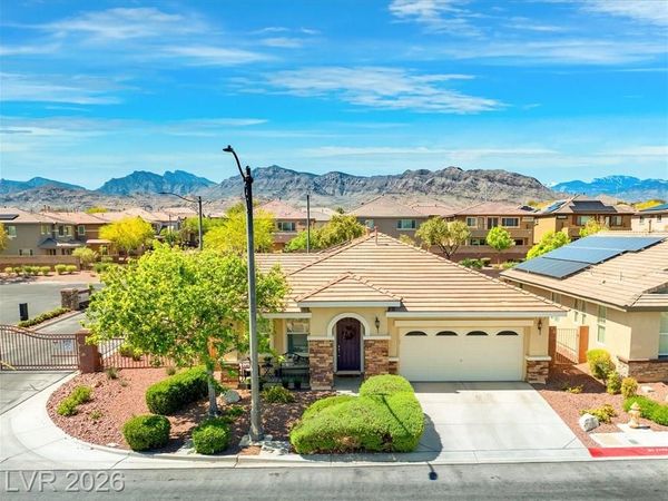 7811 SUGARLOAF PEAK Street, Las Vegas, NV 89166