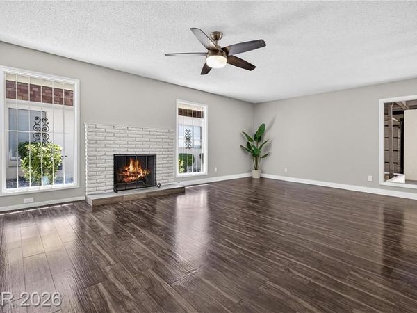 2764 Heritage Court, Las Vegas, NV 89121