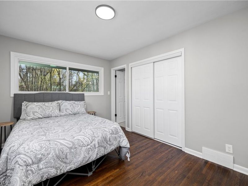 105 N Woodhill Drive, Amherst, OH 44001 Photo 20