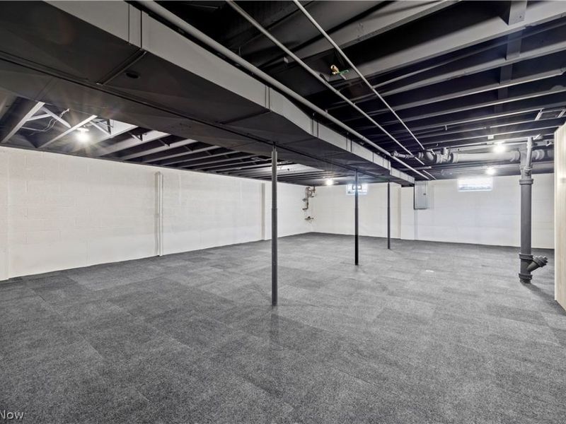 105 N Woodhill Drive, Amherst, OH 44001 Photo 25