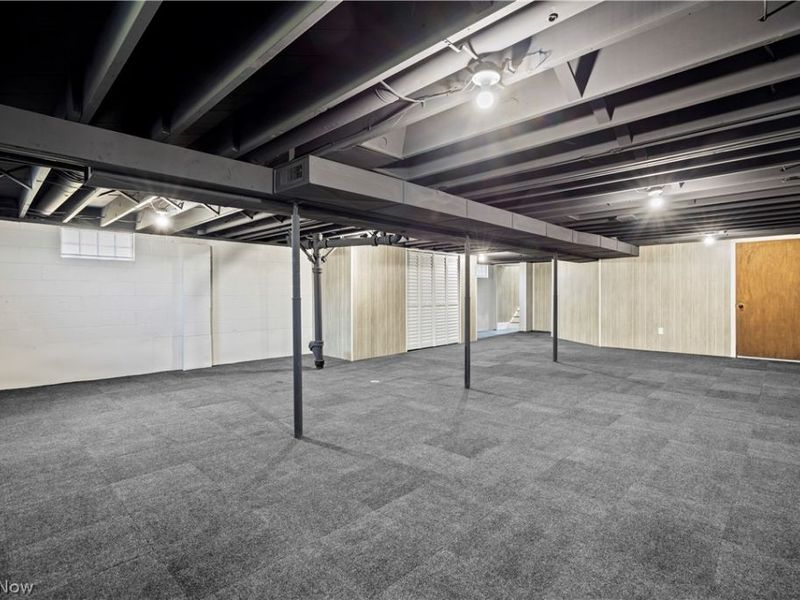 105 N Woodhill Drive, Amherst, OH 44001 Photo 27