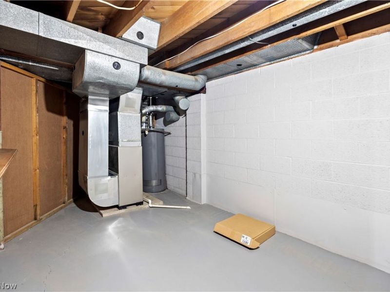 105 N Woodhill Drive, Amherst, OH 44001 Photo 28