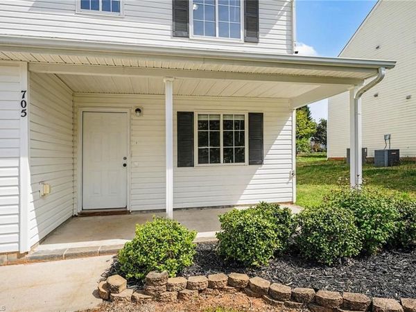 705 Topsail Drive , Browns Summit, NC 27214