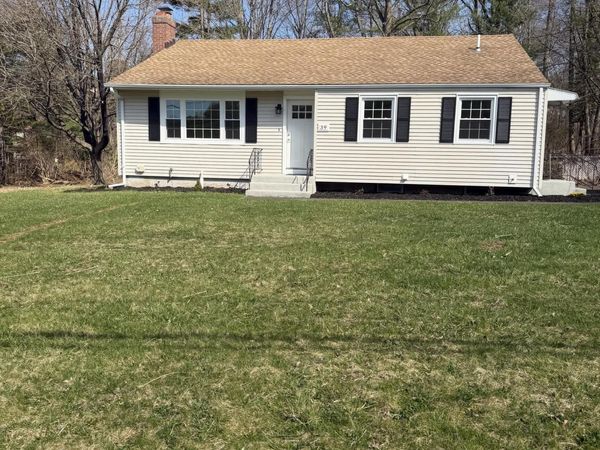 39 Hemlock, Branford, CT 06405