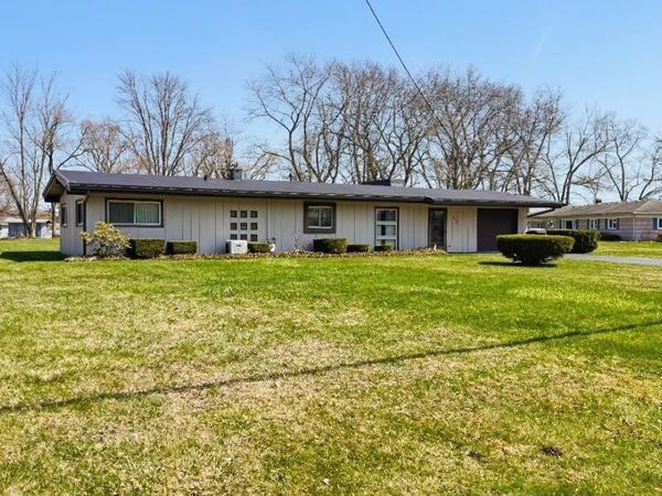 2658 Linda Drive, Monroe, MI 48162