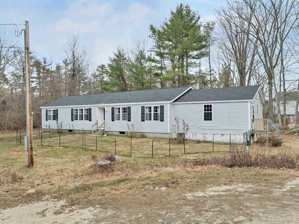 9 Hemlock Drive, Wolfeboro, NH 03894
