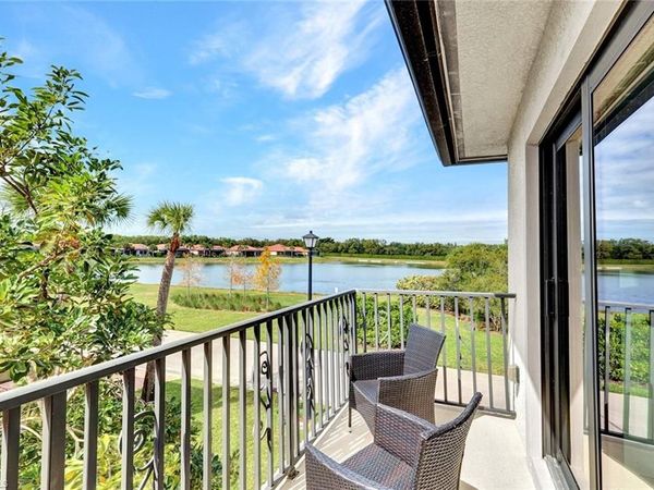 1439 Santiago CIR, Unit 2101, NAPLES, FL 34113