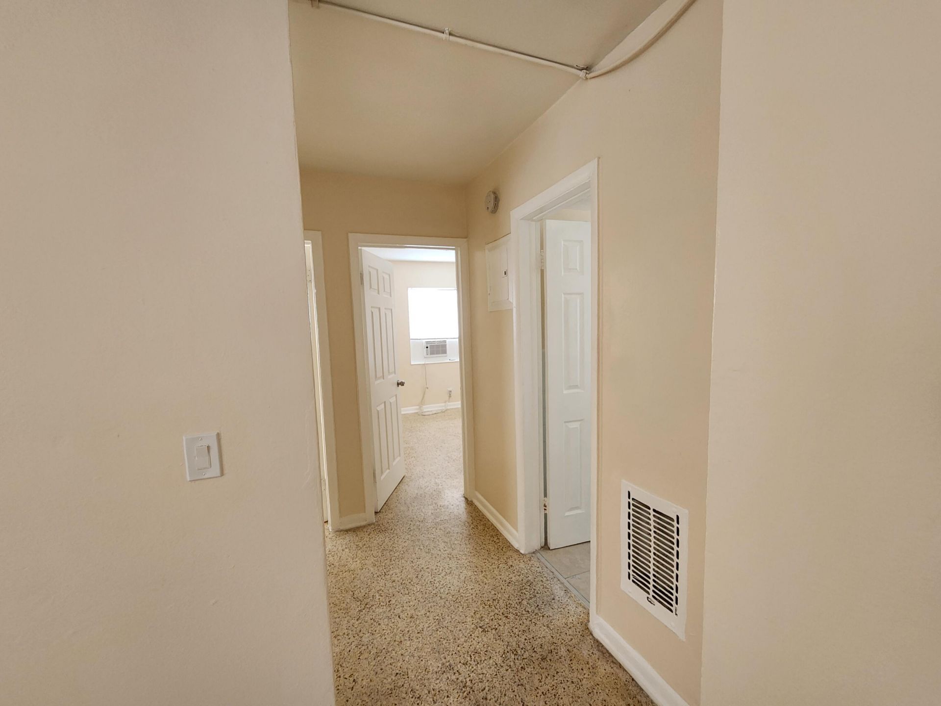 1025 13th Street, Unit 5, West Palm Beach, FL 33401 Photo