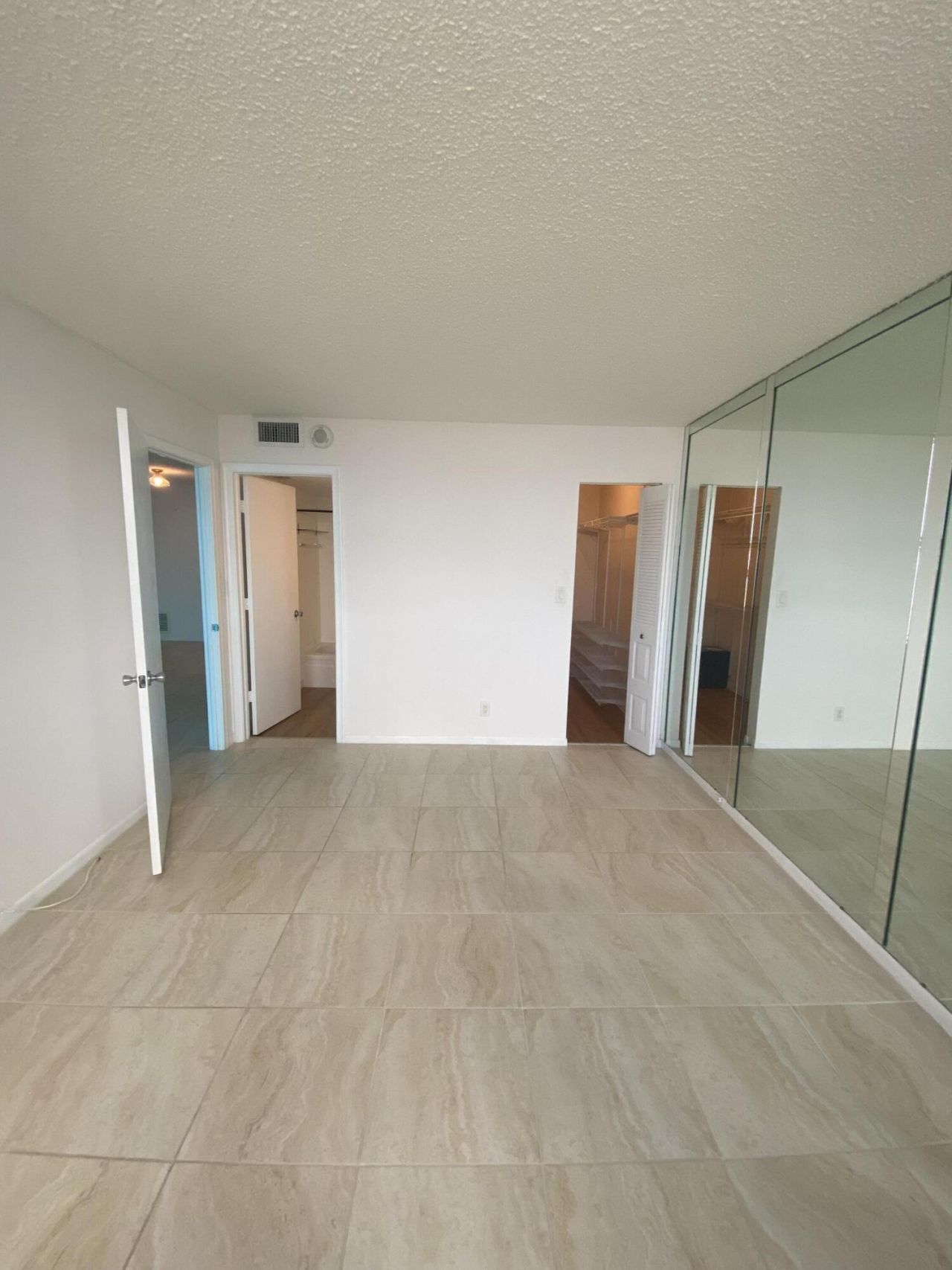 101 Briny Avenue, Unit #2405, Pompano Beach, FL 33062 Photo