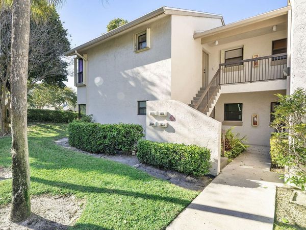 3525 NW 35th Street, Unit 1604, Coconut Creek, FL 33066