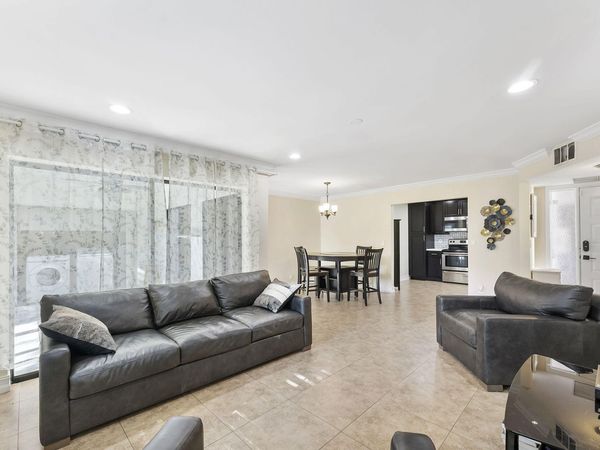 3525 NW 35th Street, Unit 1604, Coconut Creek, FL 33066