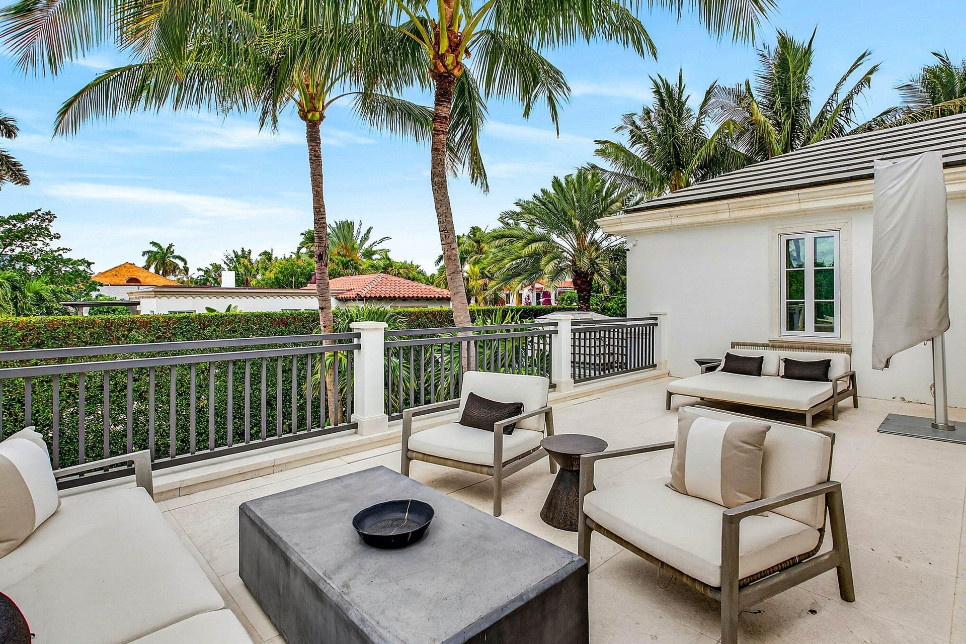 232 Seabreeze Avenue, Palm Beach, FL 33480 Photo